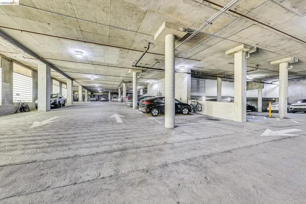 1 Lakeside Drive Oakland CA 94612
