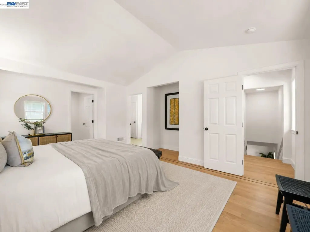 7974 Hillmont Drive Oakland CA 94605