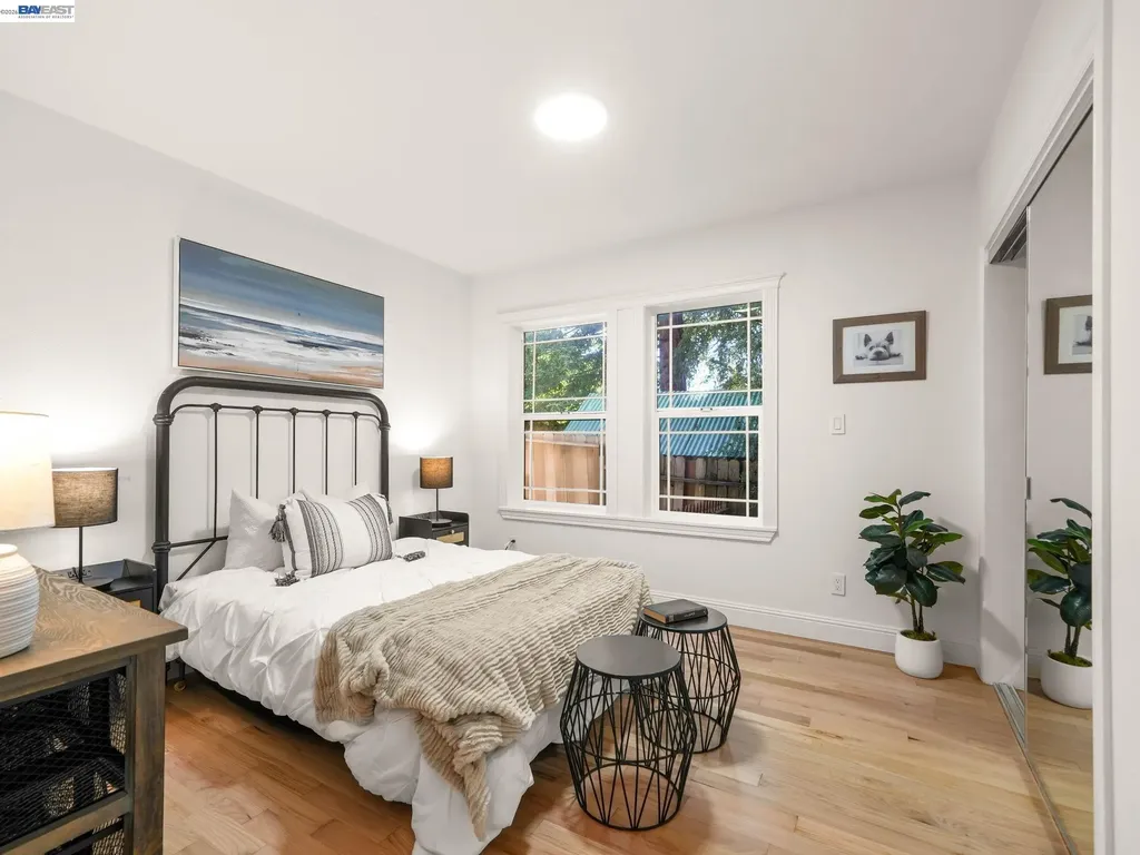 7974 Hillmont Drive Oakland CA 94605
