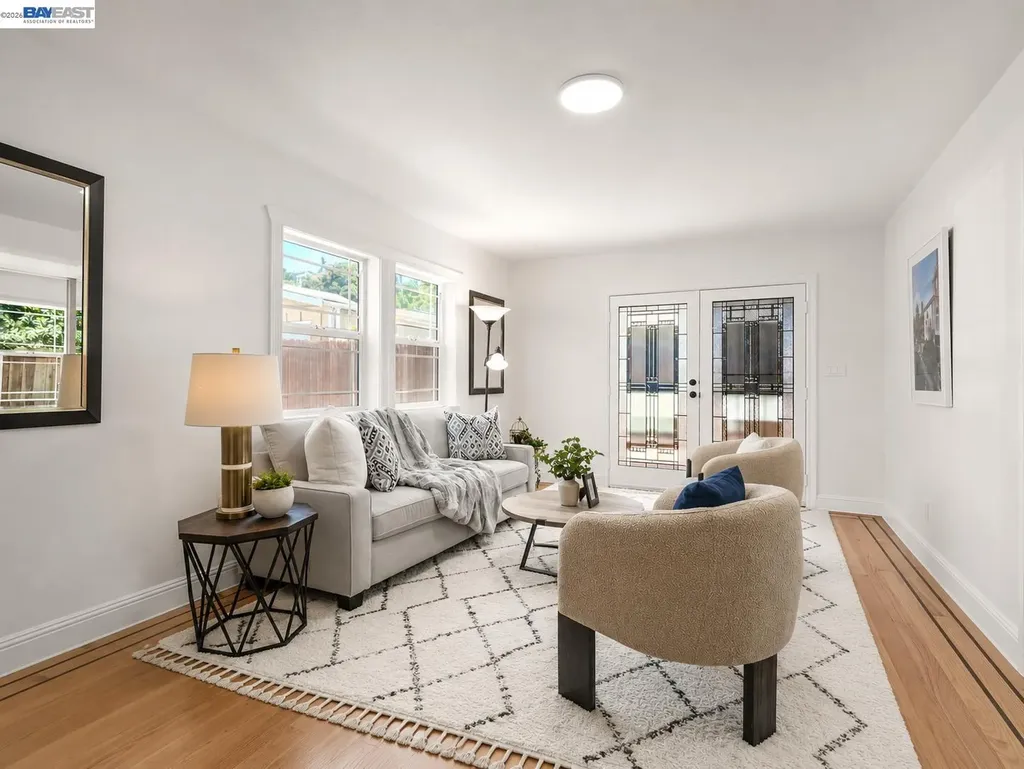7974 Hillmont Drive Oakland CA 94605
