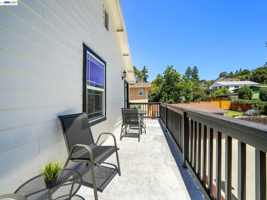 7974 Hillmont Drive Oakland CA 94605