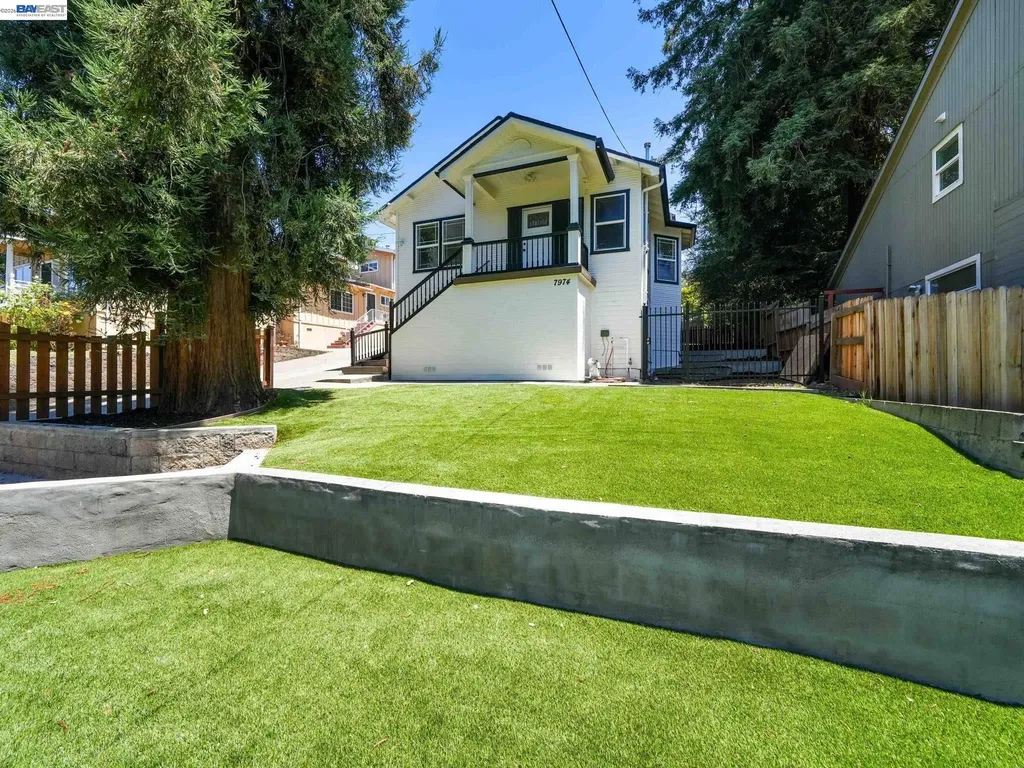 7974 Hillmont Drive Oakland CA 94605
