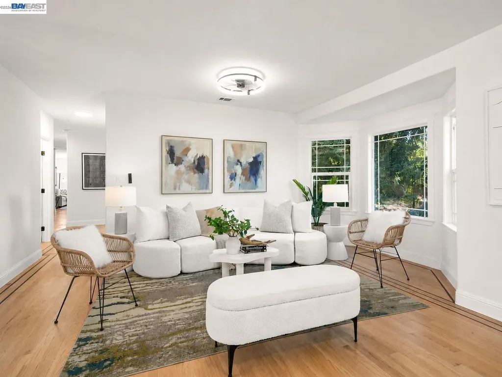7974 Hillmont Drive Oakland CA 94605