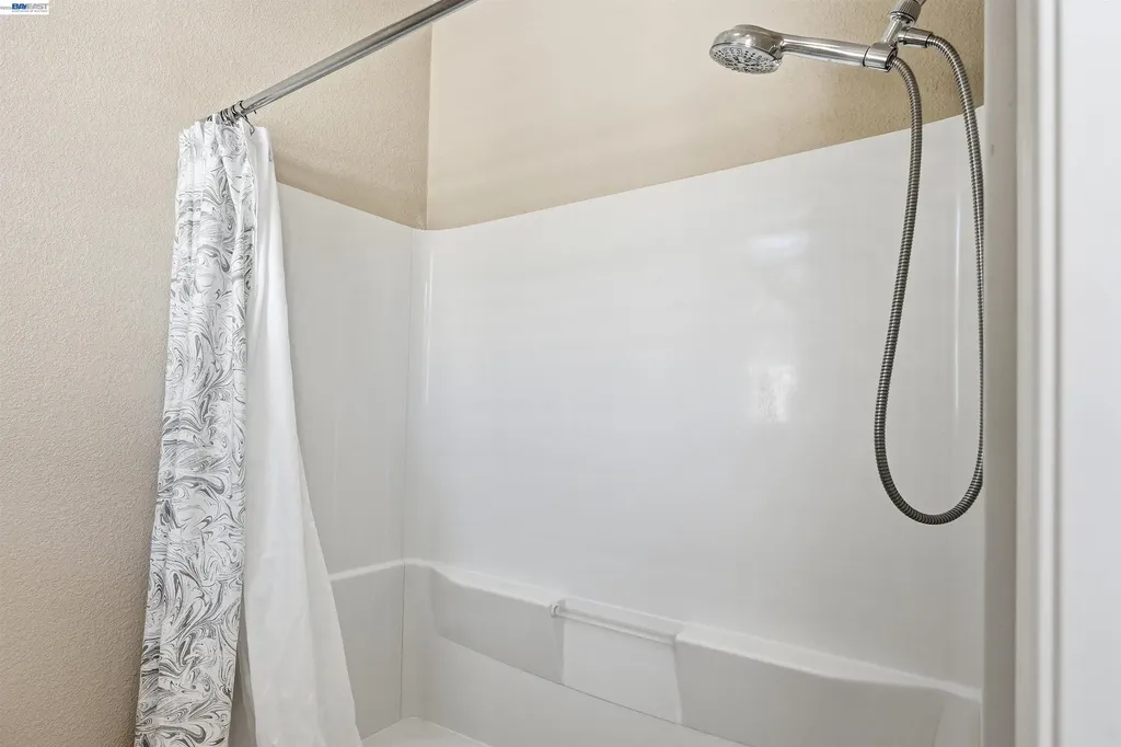 146 Halsey Way Pittsburg CA 94565