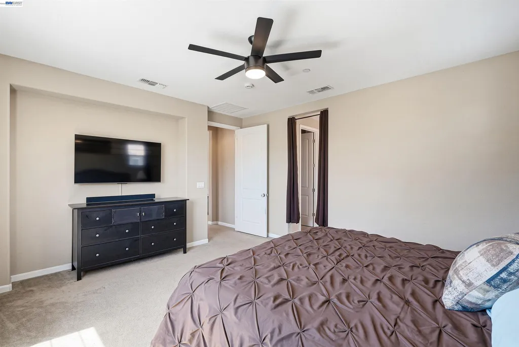 146 Halsey Way Pittsburg CA 94565