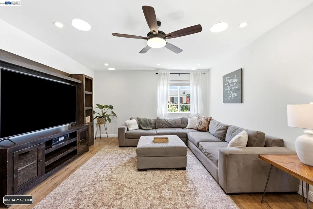 3212 D Hayward CA 94541
