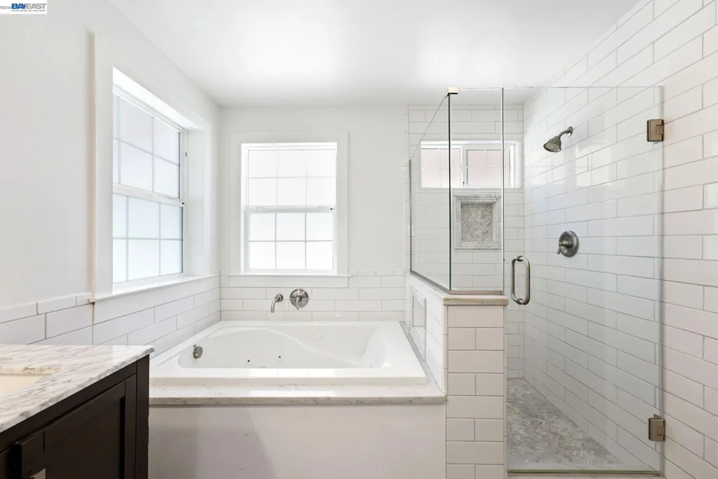 3212 D Hayward CA 94541