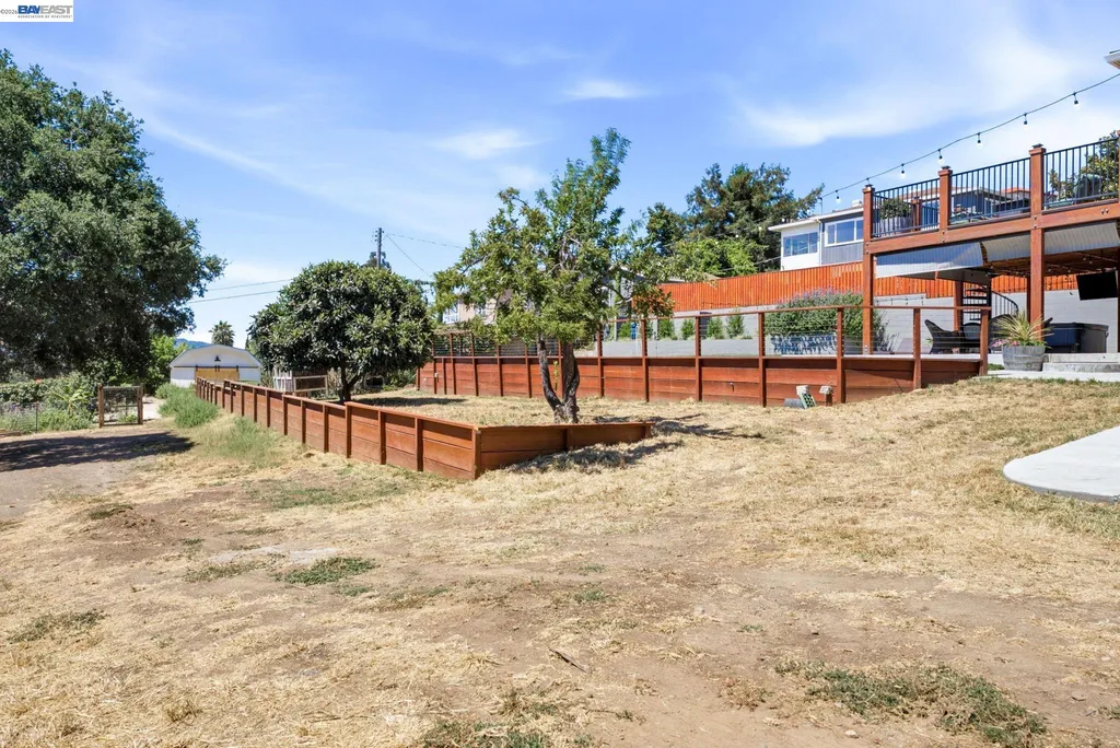 3212 D Hayward CA 94541