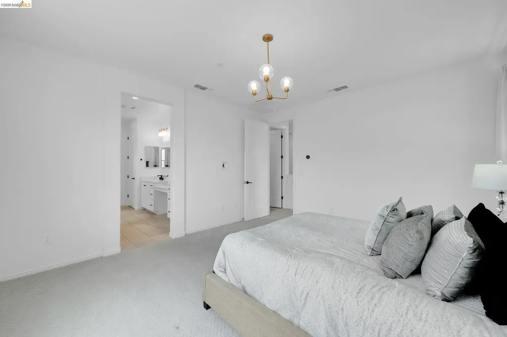184 Scott Creek Way Brentwood CA 94513