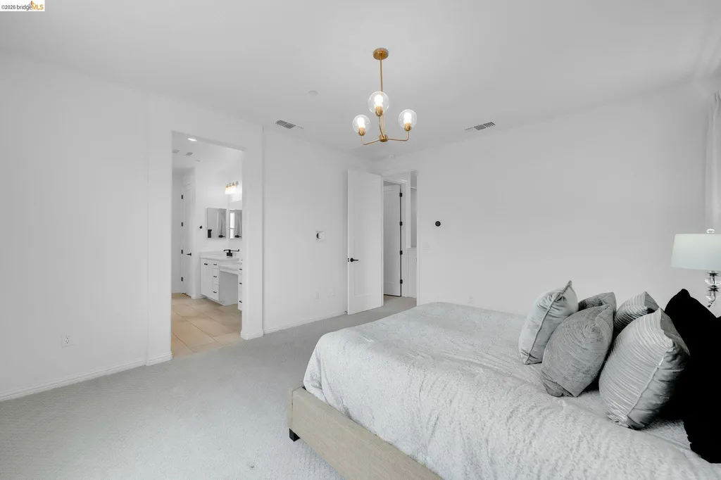 184 Scott Creek Way Brentwood CA 94513