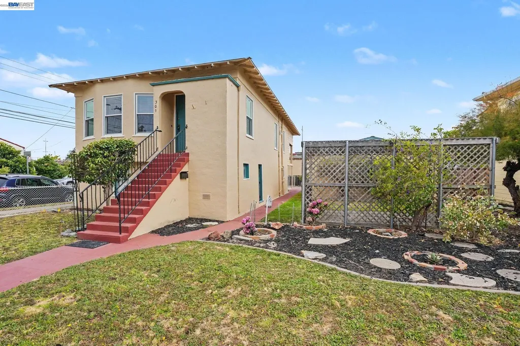 301 Lincoln Avenue Alameda CA 94501