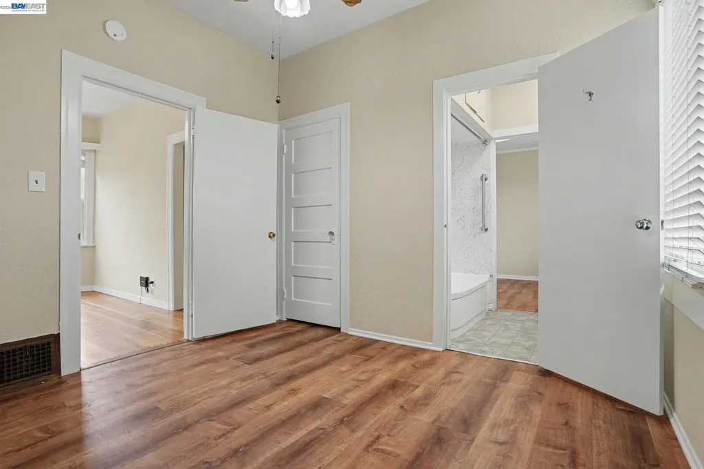 301 Lincoln Avenue Alameda CA 94501