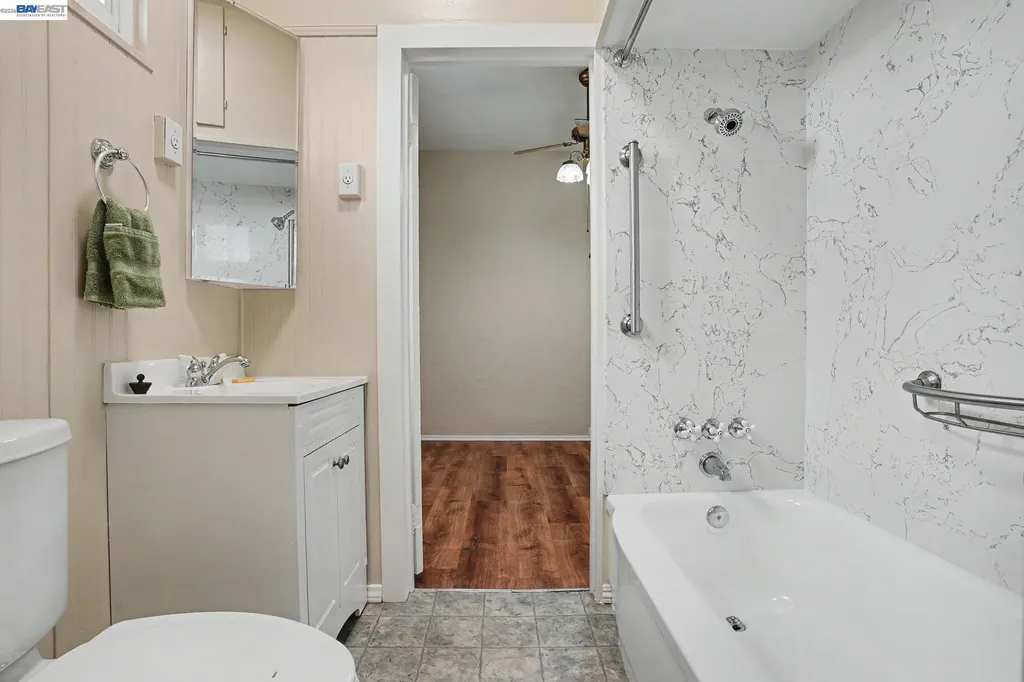 301 Lincoln Avenue Alameda CA 94501