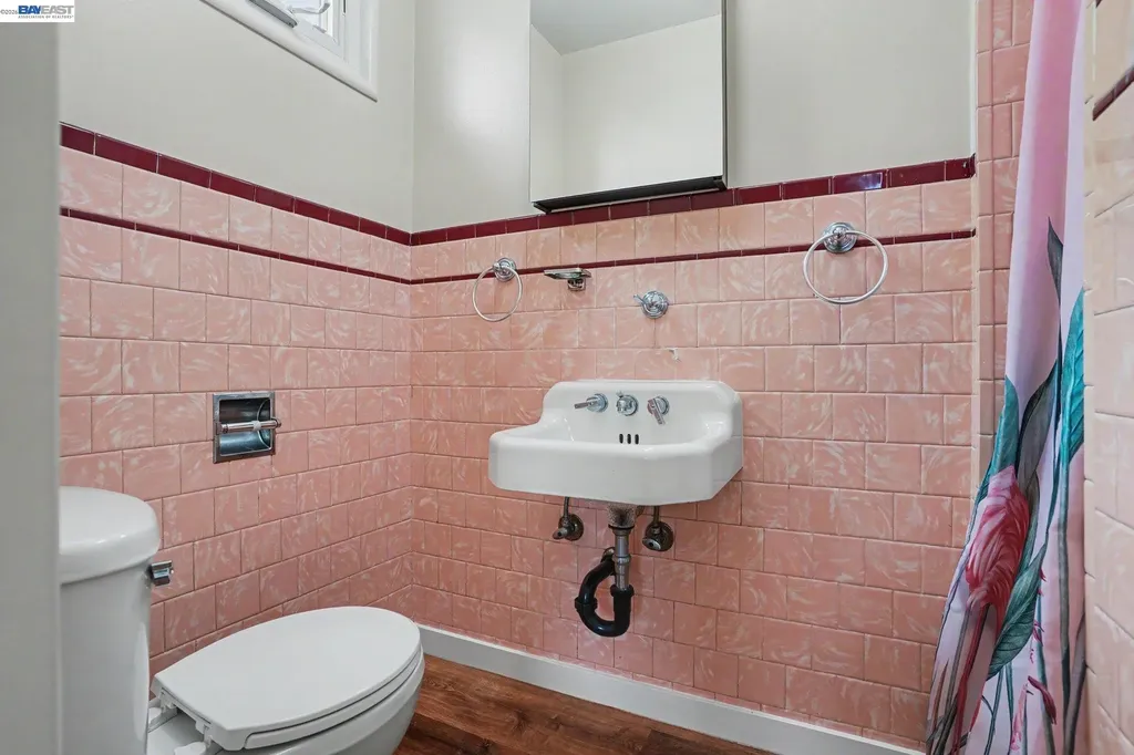 301 Lincoln Avenue Alameda CA 94501