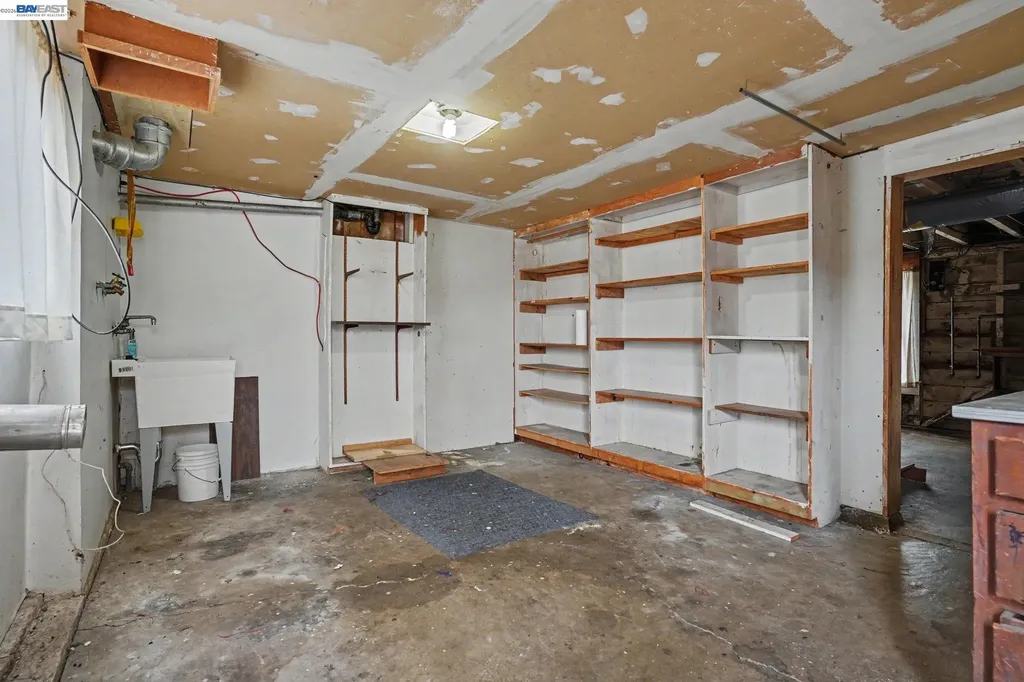 301 Lincoln Avenue Alameda CA 94501