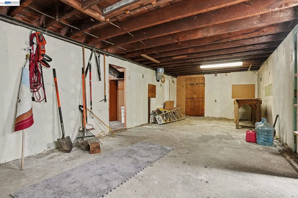 301 Lincoln Avenue Alameda CA 94501