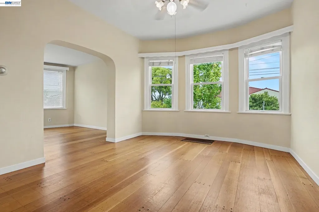 301 Lincoln Avenue Alameda CA 94501