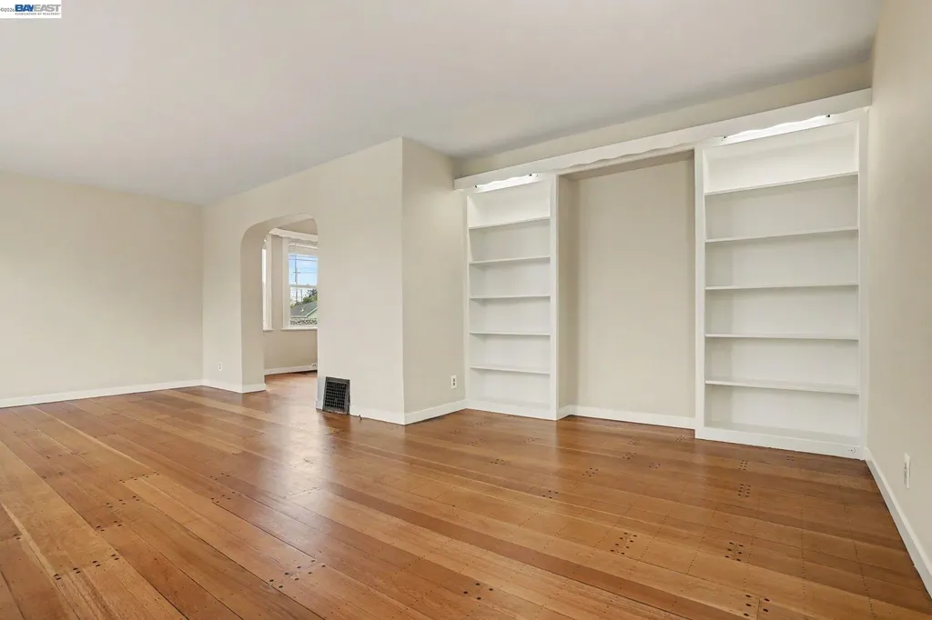 301 Lincoln Avenue Alameda CA 94501