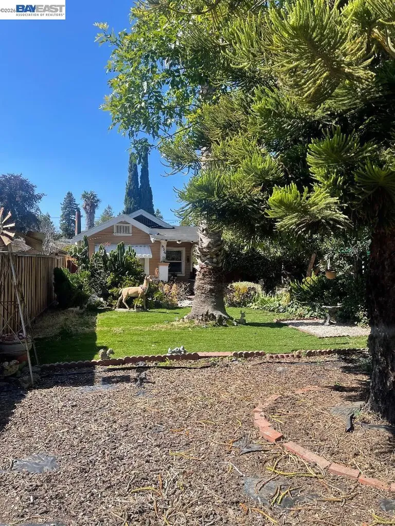 656 Juana Avenue San Leandro CA 94577