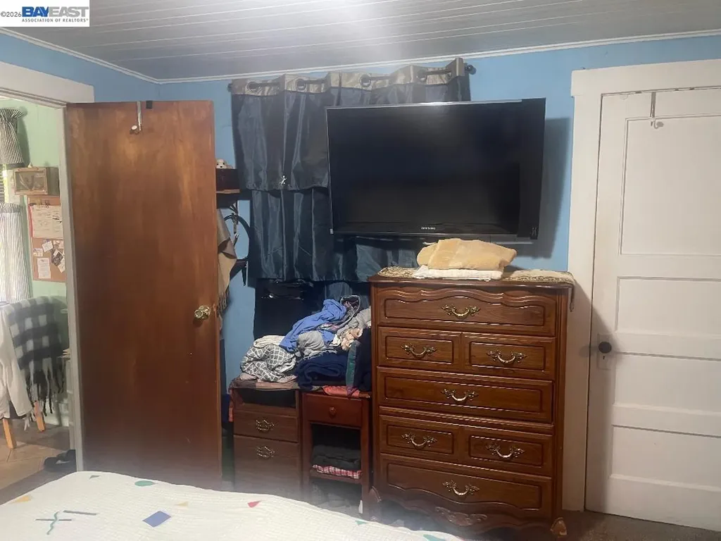 656 Juana Avenue San Leandro CA 94577