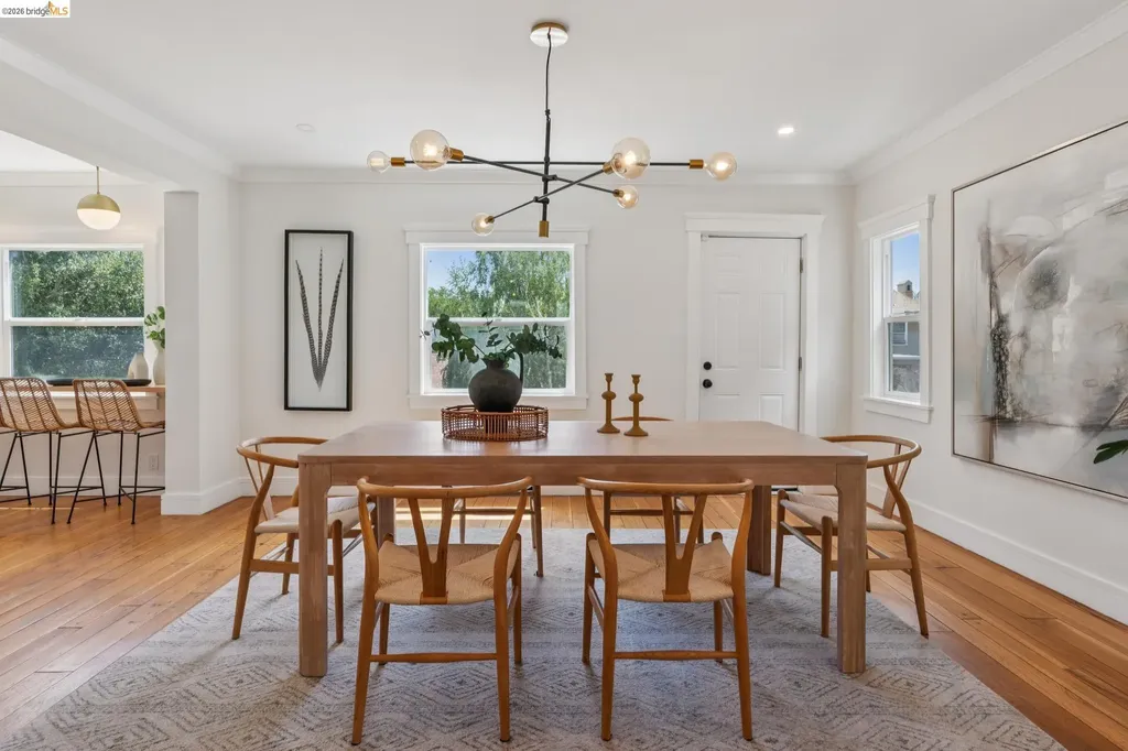 815 Portal Avenue Oakland CA 94610