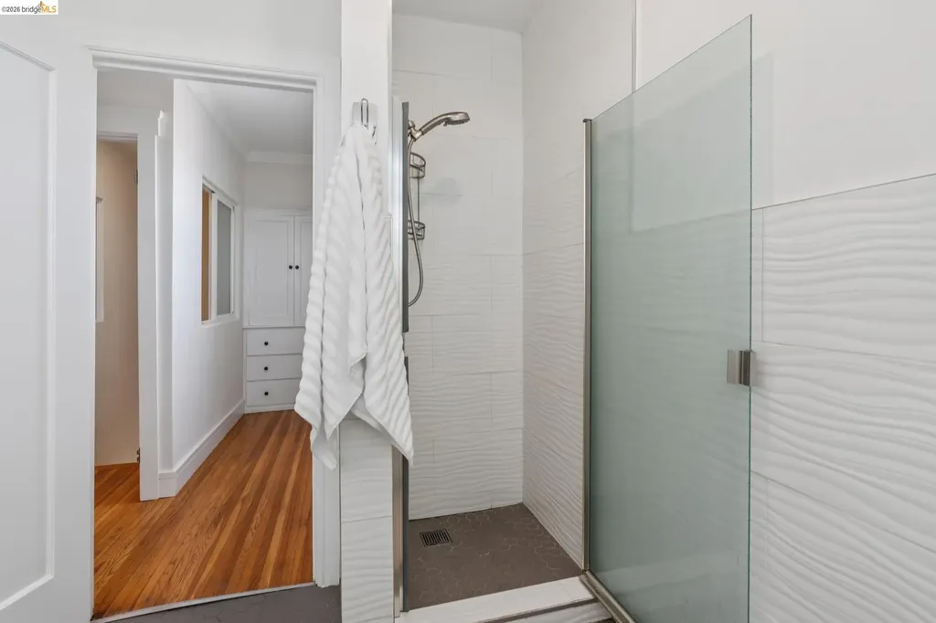 815 Portal Avenue Oakland CA 94610