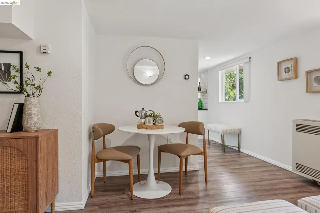 815 Portal Avenue Oakland CA 94610