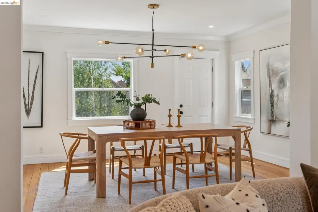 815 Portal Avenue Oakland CA 94610