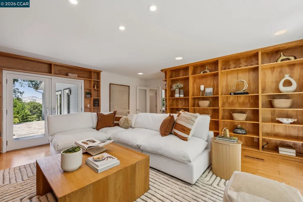 6 Monte Vista Road Orinda CA 94563