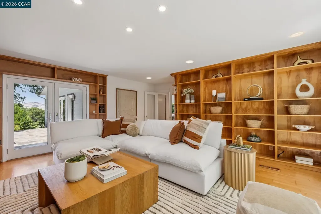 6 Monte Vista Road Orinda CA 94563