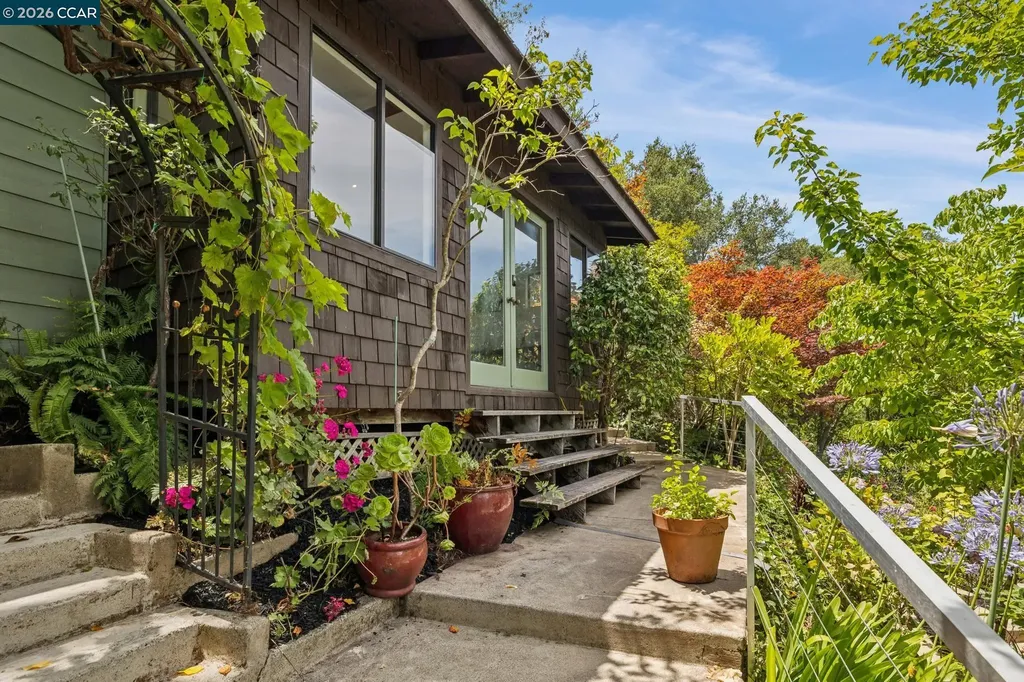 6 Monte Vista Road Orinda CA 94563