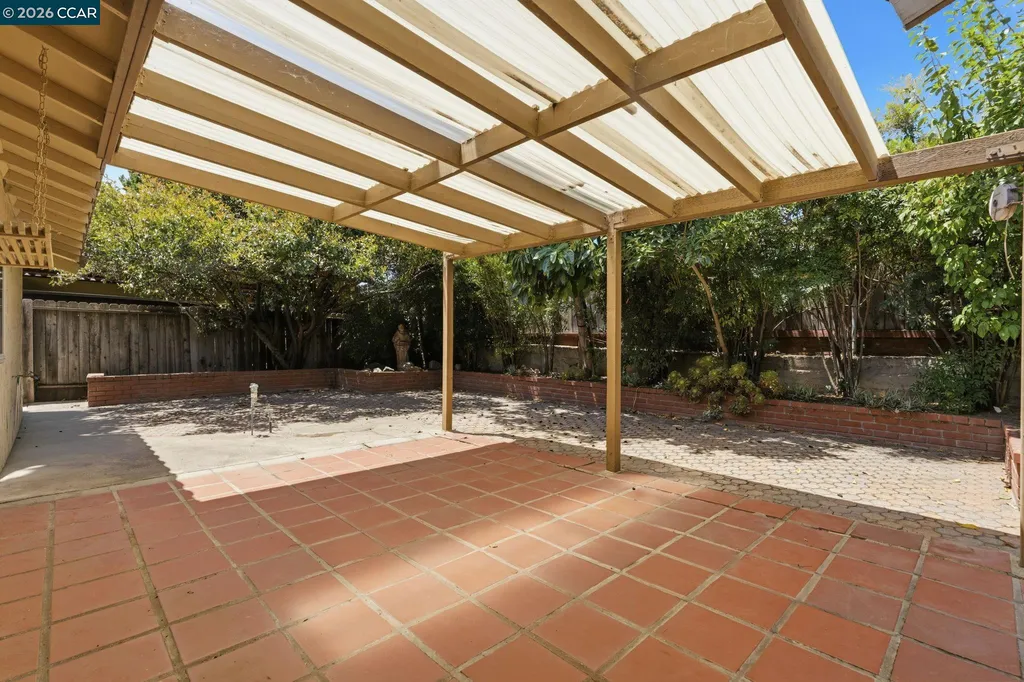 72 Lake Drive Antioch CA 94509