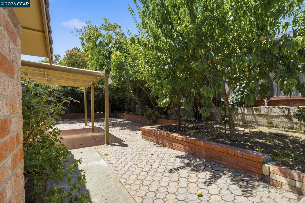 72 Lake Drive Antioch CA 94509