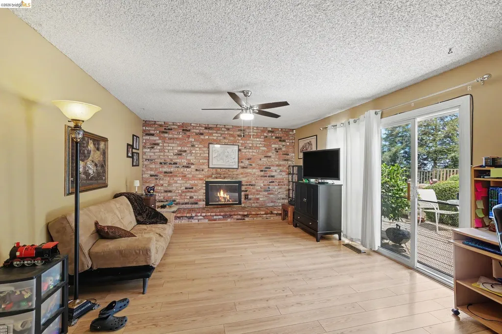 2366 Glendale Circle Antioch CA 94509