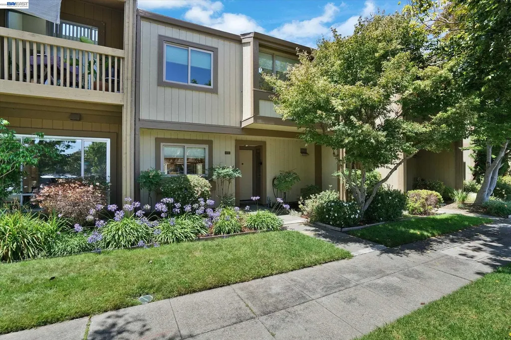 1175 Island Drive Alameda CA 94502