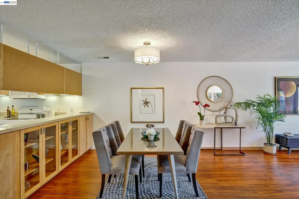 1175 Island Drive Alameda CA 94502