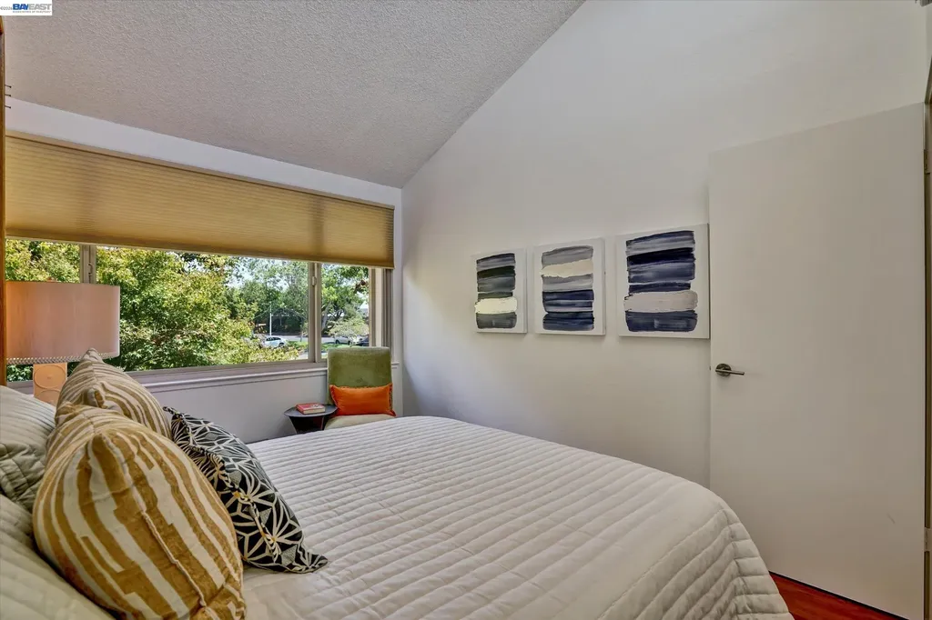 1175 Island Drive Alameda CA 94502