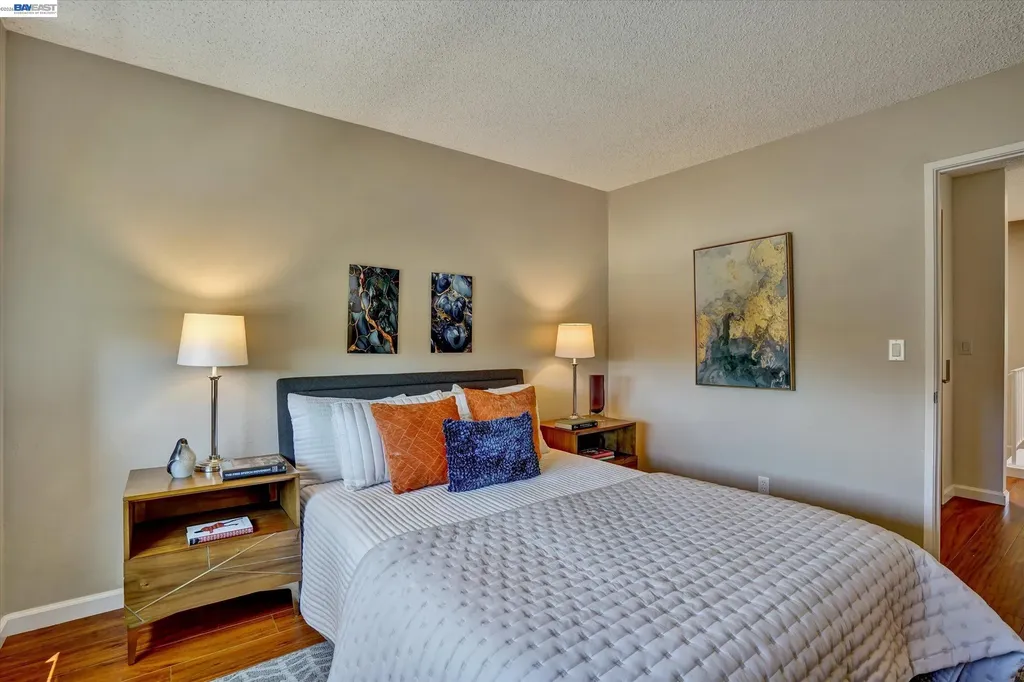 1175 Island Drive Alameda CA 94502