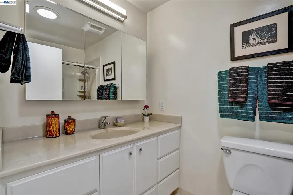 1175 Island Drive Alameda CA 94502
