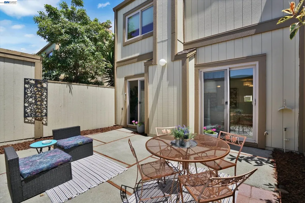 1175 Island Drive Alameda CA 94502