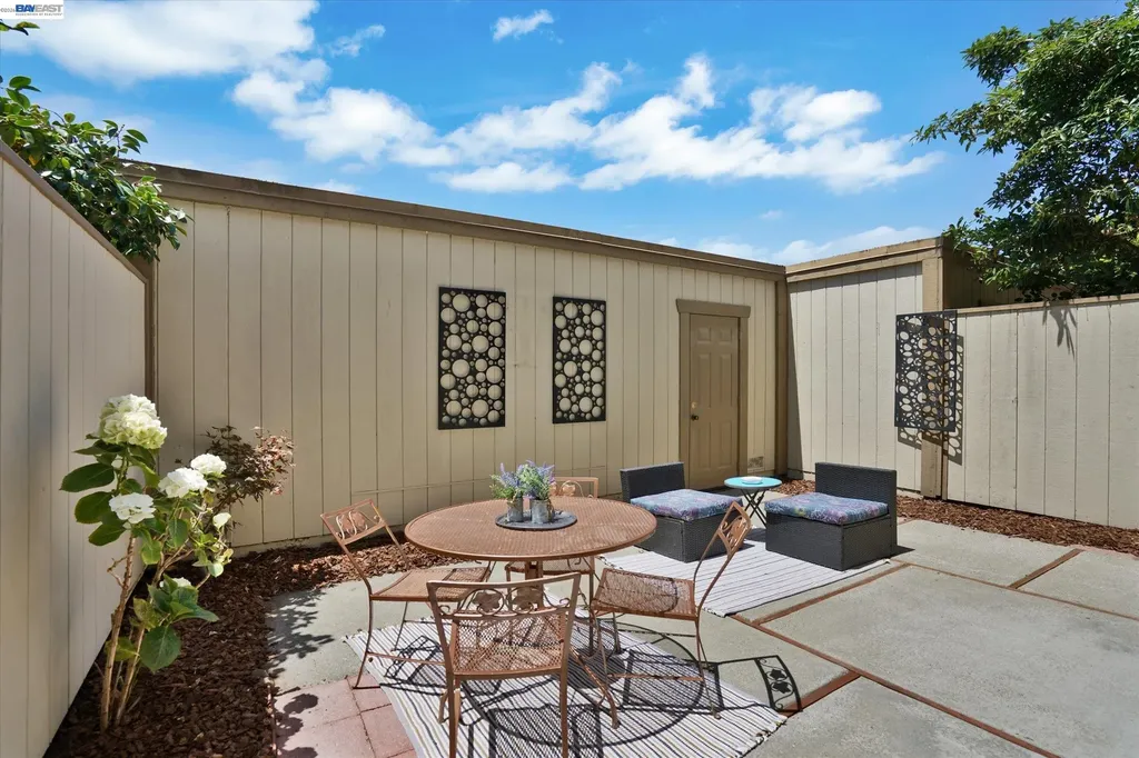 1175 Island Drive Alameda CA 94502