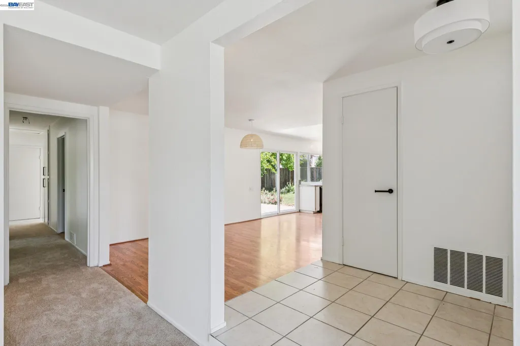 2884 Lyon Circle Concord CA 94518
