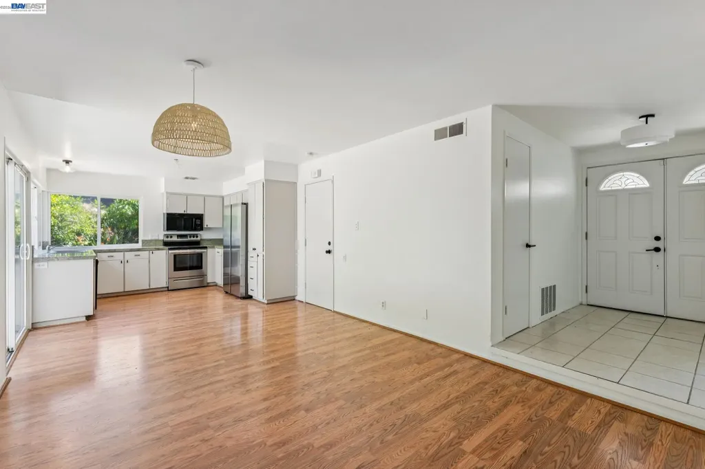 2884 Lyon Circle Concord CA 94518