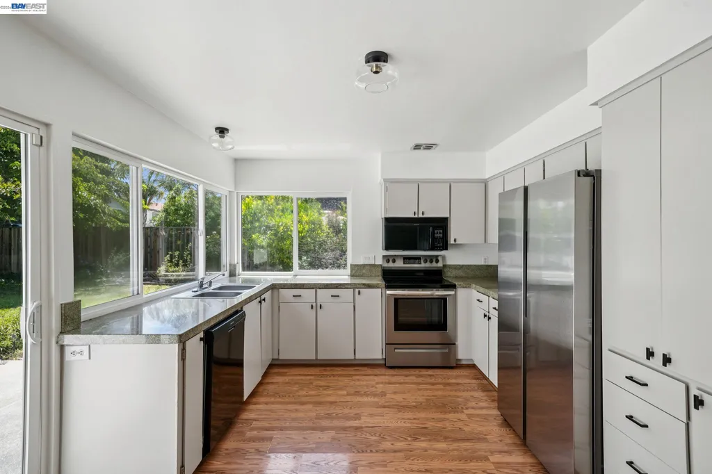 2884 Lyon Circle Concord CA 94518