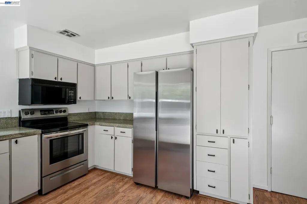 2884 Lyon Circle Concord CA 94518