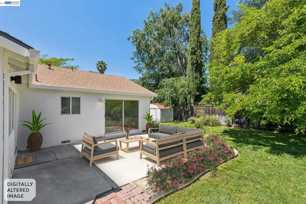2884 Lyon Circle Concord CA 94518