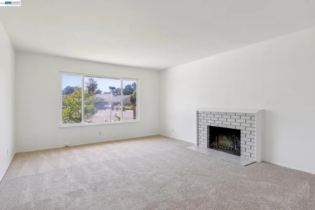 2884 Lyon Circle Concord CA 94518