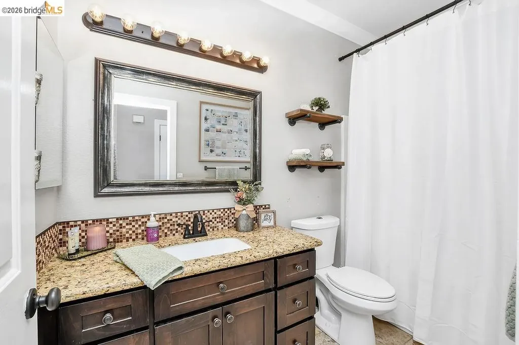 2459 Pacific Grove Court Discovery Bay CA 94505