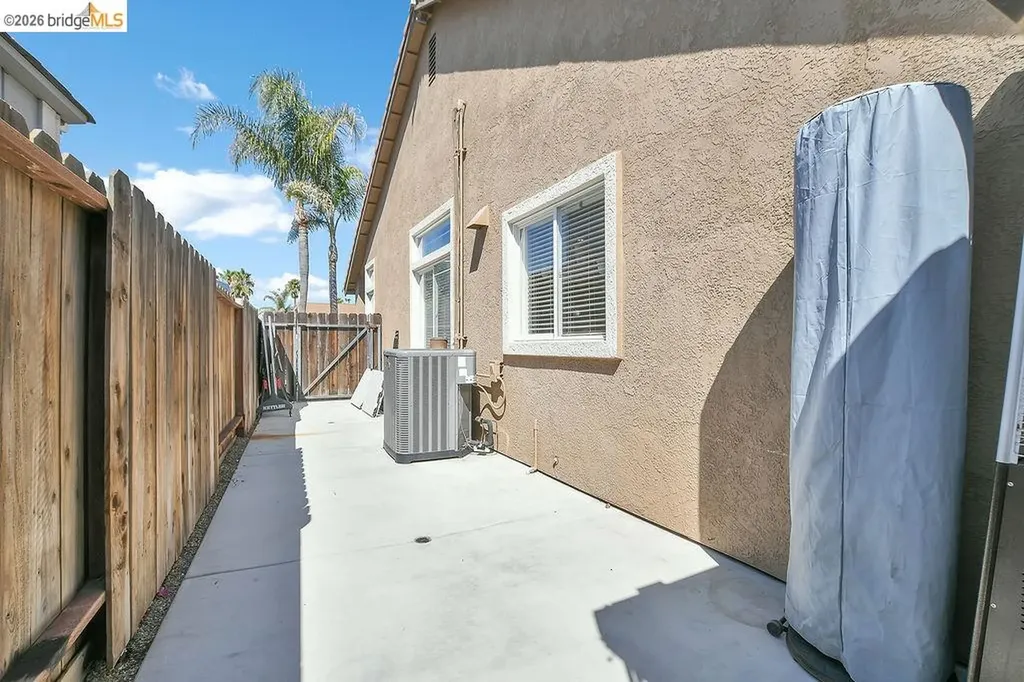 2459 Pacific Grove Court Discovery Bay CA 94505