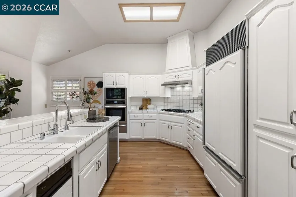 1901 Lakeshire Drive Walnut Creek CA 94595